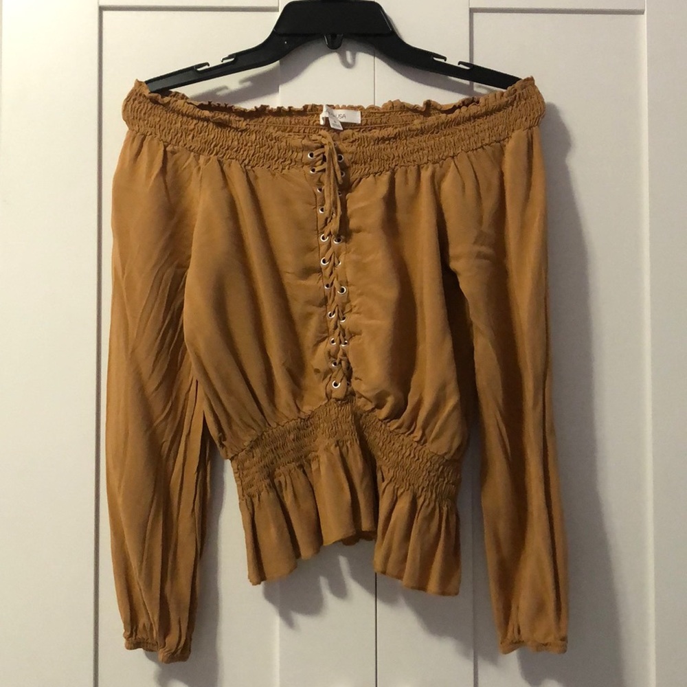 Active USA front tied shirt